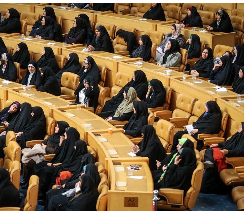 از الگوی سوم زن مسلمان تا تاریخسازی بانوی اسکیباز ایران