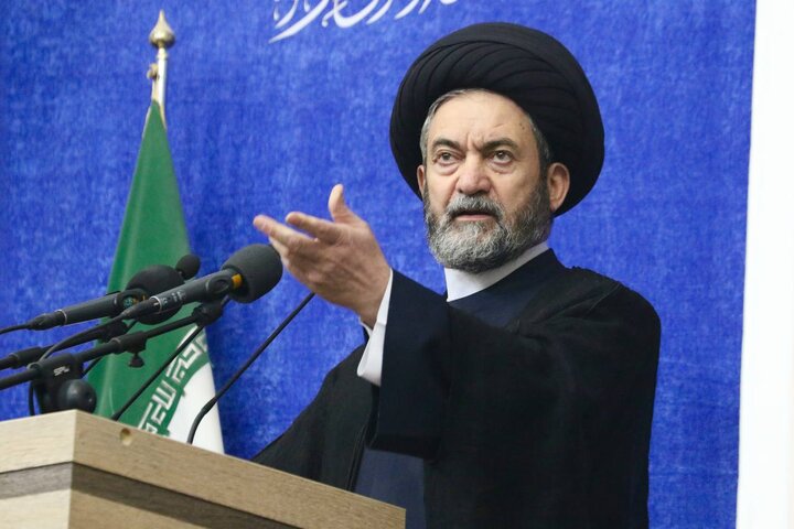 نام خلیج فارس یک واقعیت تاریخی است/ امیال انسانی تاریخ را تغییر نمی‌دهند