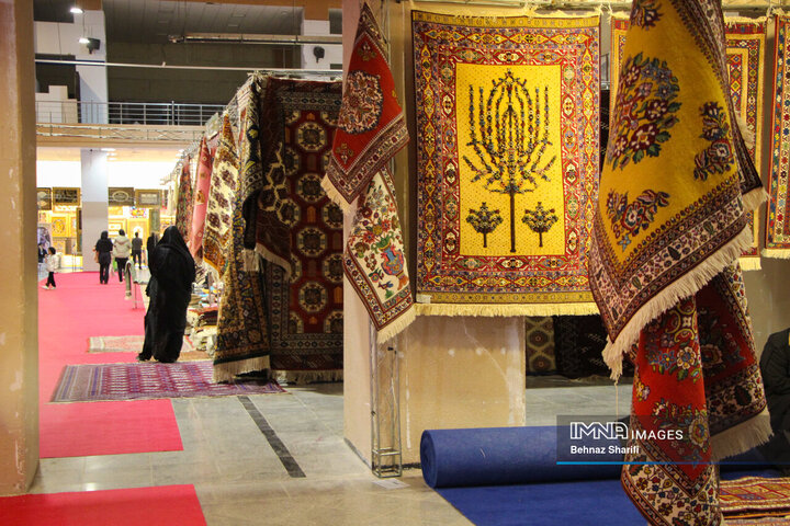 نمایشگاه فرش دست‌باف کرمان