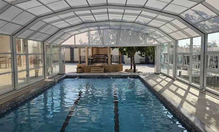 نصب سقف متحرک استخر در فضای باز نصب سقف متحرک استخر در فضای باز