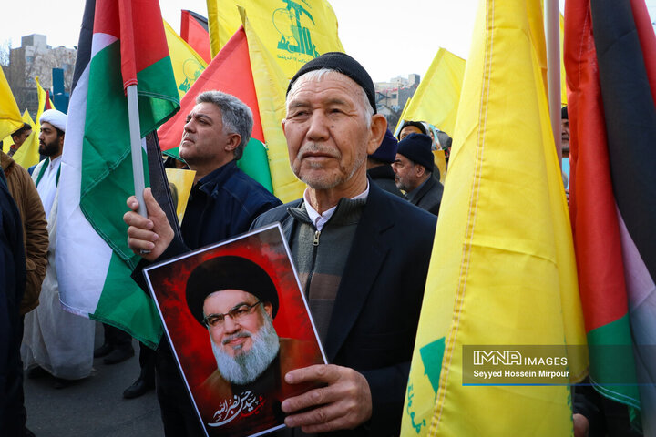 اجتماع مردمی «لبیک یا نصرالله» در مشهد