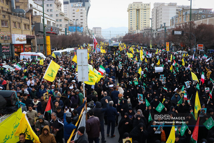 اجتماع مردمی «لبیک یا نصرالله» در مشهد