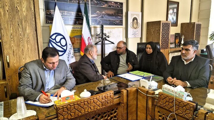 بررسی مشکلات ۹۰ نفر از شهروندان منطقه ۱۵ اصفهان در کمیته نظارتی شورای شهر