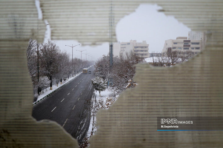 بارش برف در تبریز