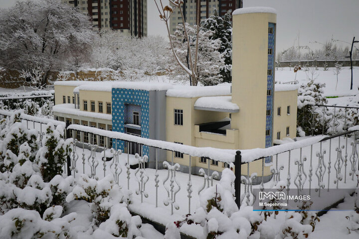 بارش برف در تبریز