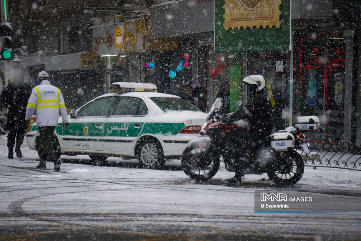 بارش برف و باران در ۱۰ استان کشور / سرمای هوا تا پنجشنبه ماندگار است