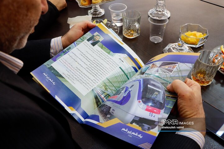 بازدید مدیرکل و معاونین صدا و سیمای مرکز اصفهان از پروژه‌های شاخص شهرداری