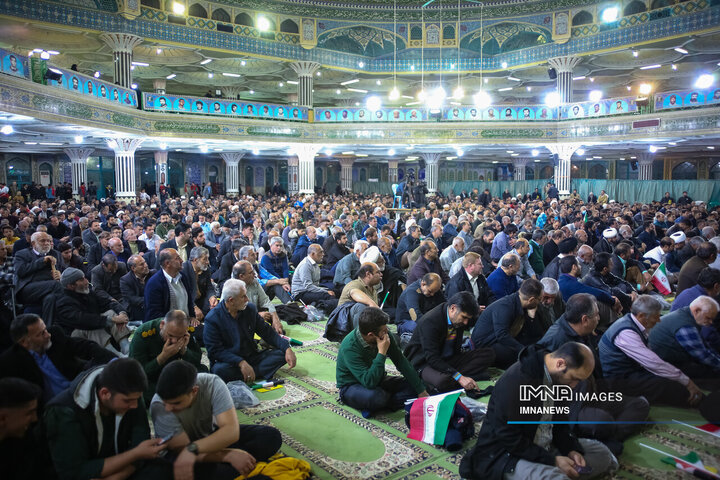 اجتماع مردمی «لبیک یا نصرالله» در شهرکرد