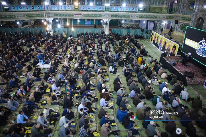 اجتماع مردمی «لبیک یا نصرالله» در شهرکرد