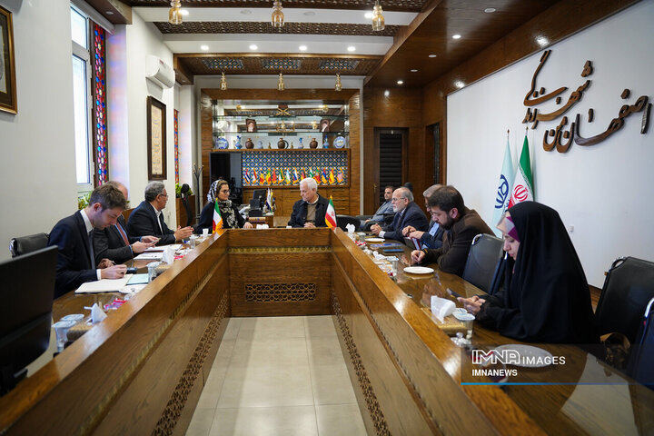 دیدار شهردار اصفهان و سفیر ایتالیا در ایران