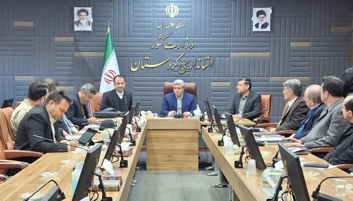 قاچاق کالا آفت اقتصاد کشور است/ ضرورت استقرار صرافی در مرز باشماق