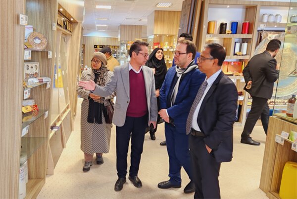 بنگلادش دروازه بازار ۳ میلیارد نفری برای محصولات ایرانی است