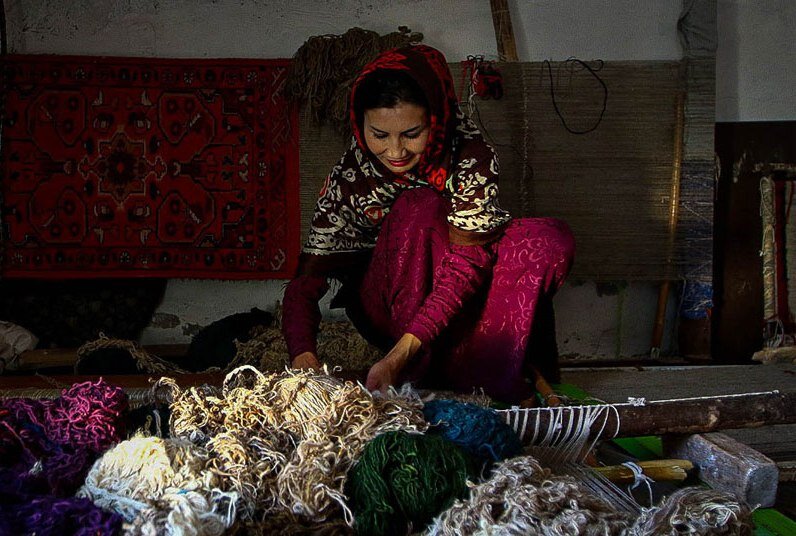 بانویی که فرش ترکمن را جهانی کرد