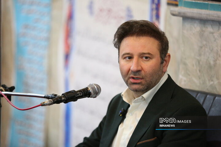 مراسم کاشت نهال در ۷ نقطه شهرکرد برگزار می‌شود