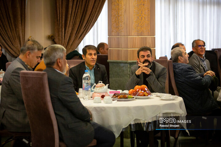 آیین نکوداشت کارکنان و پیشکسوتان مجموعه حقوقی شهرداری اصفهان