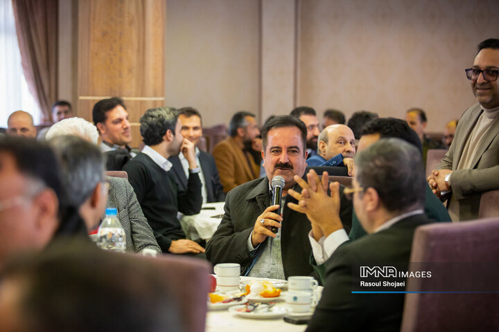 آیین نکوداشت کارکنان و پیشکسوتان مجموعه حقوقی شهرداری اصفهان