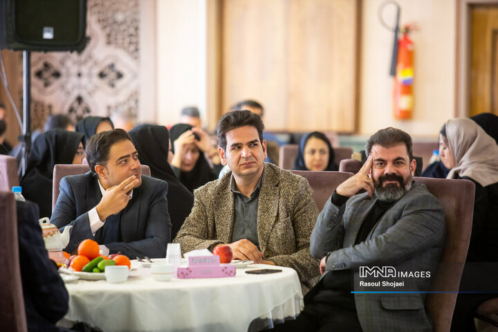 آیین نکوداشت کارکنان و پیشکسوتان مجموعه حقوقی شهرداری اصفهان