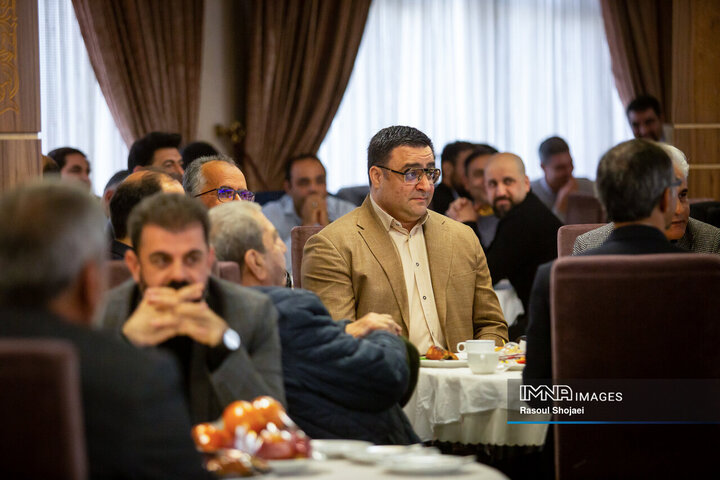 آیین نکوداشت کارکنان و پیشکسوتان مجموعه حقوقی شهرداری اصفهان