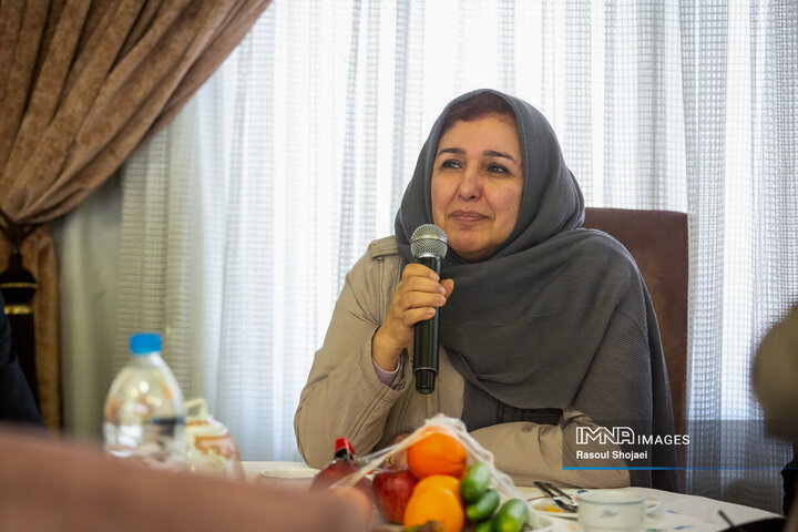 آیین نکوداشت کارکنان و پیشکسوتان مجموعه حقوقی شهرداری اصفهان