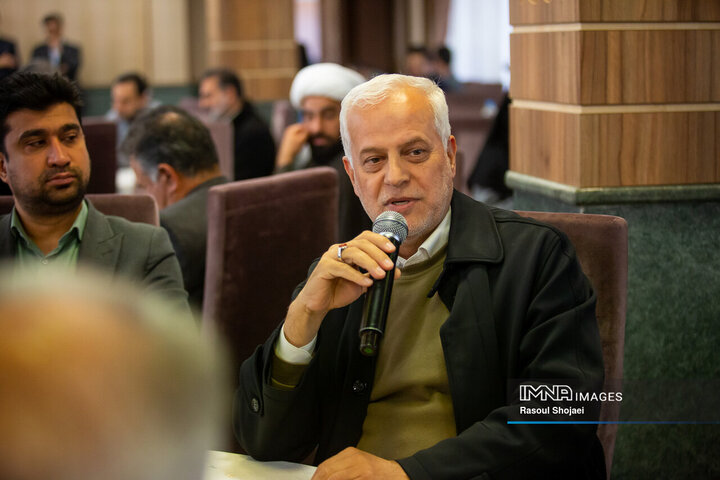 آیین نکوداشت کارکنان و پیشکسوتان مجموعه حقوقی شهرداری اصفهان