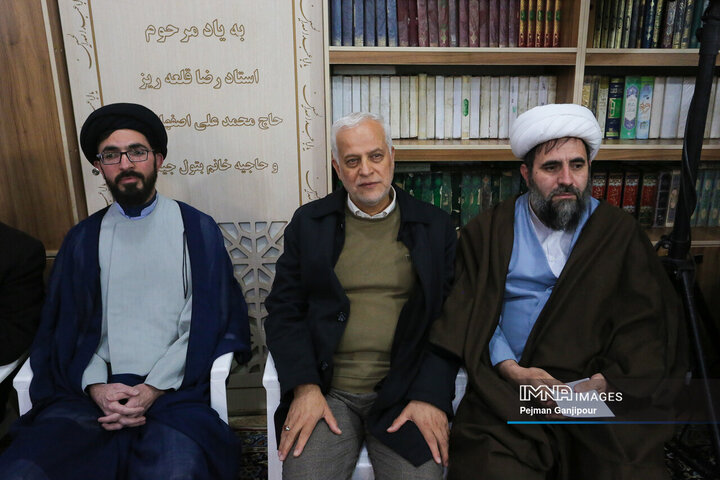 دیدار شهردار اصفهان با اهالی منطقه ۱۱ شهرداری