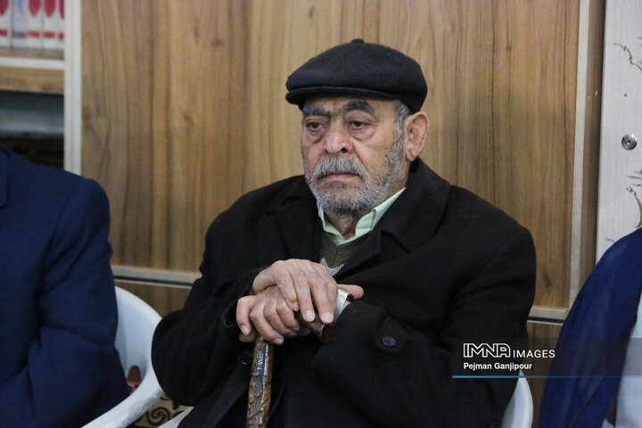 دیدار شهردار اصفهان با اهالی منطقه ۱۱ شهرداری