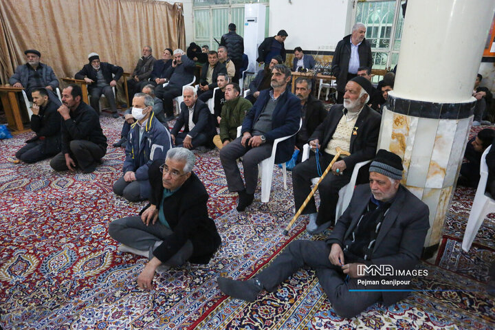 دیدار شهردار اصفهان با اهالی منطقه ۱۱ شهرداری