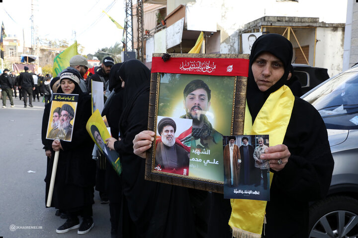 بدرقه باشکوه شهید سید حسن نصرالله در بیروت