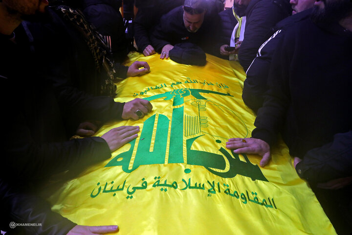 بدرقه باشکوه شهید سید حسن نصرالله در بیروت