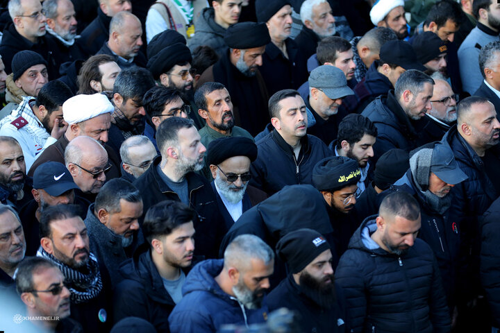 بدرقه باشکوه شهید سید حسن نصرالله در بیروت