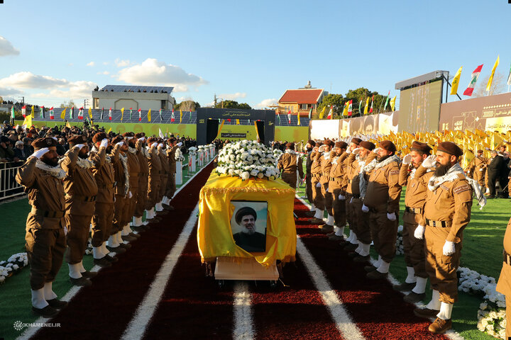 بدرقه باشکوه شهید سید حسن نصرالله در بیروت