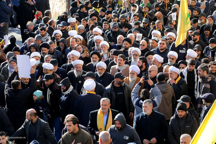 بدرقه باشکوه شهید سید حسن نصرالله در بیروت