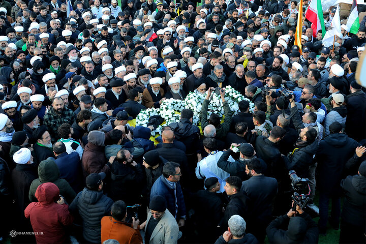 بدرقه باشکوه شهید سید حسن نصرالله در بیروت