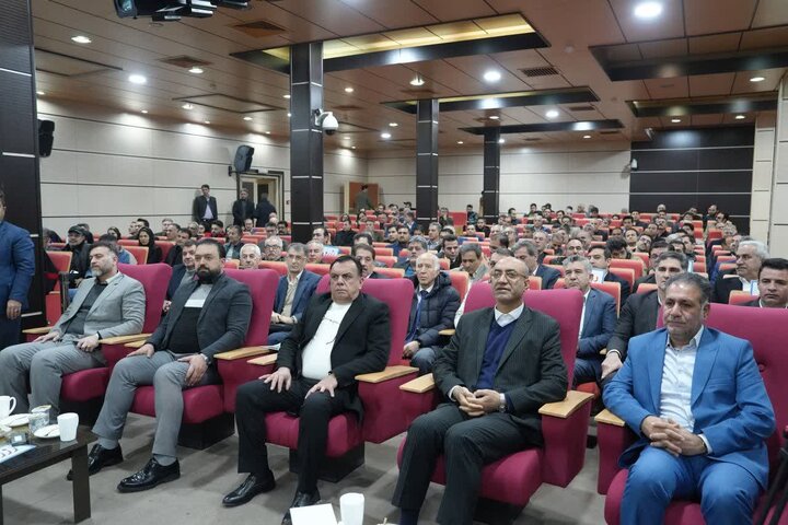 فعالان اقتصادی استان کرمانشاه و استان‌های هم‌مرز در عراق راهکارهای همکاری را بررسی کردند