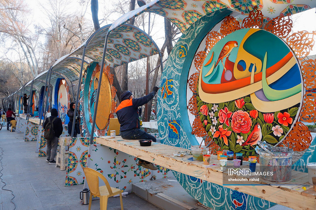 ۱۰۰۰ پرنده بهاری مهمان نصفجهان شدند/ نخستین بازیکده نور ایران در اصفهان افتتاح میشود