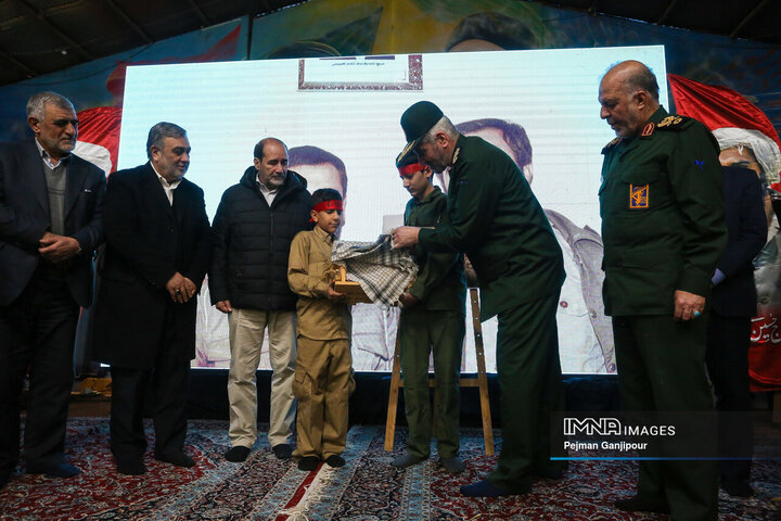 مراسم بزرگداشت سرداران شهید حاج حسین خرازی و عبدالرسول زرین