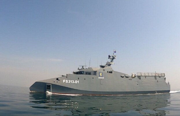 Iran Unveils High-Speed Vessel Equipped with Advanced Cruise Missiles