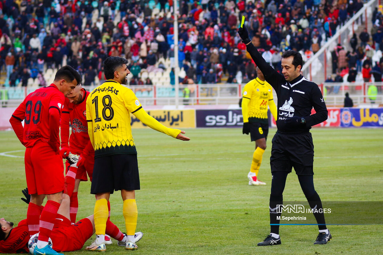 تنور قهرمانی میان مدعیان داغتر از همیشه است