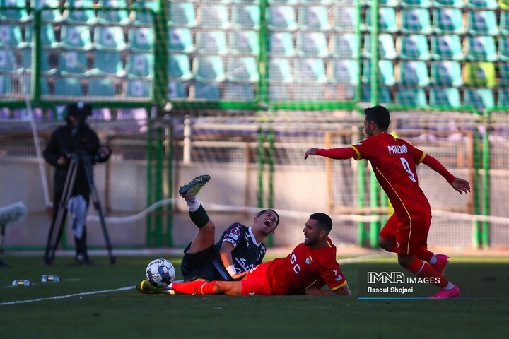 لیگ برتر فوتبال؛ ذوب آهن - فولاد