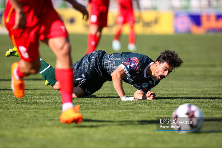 لیگ برتر فوتبال؛ ذوب آهن - فولاد