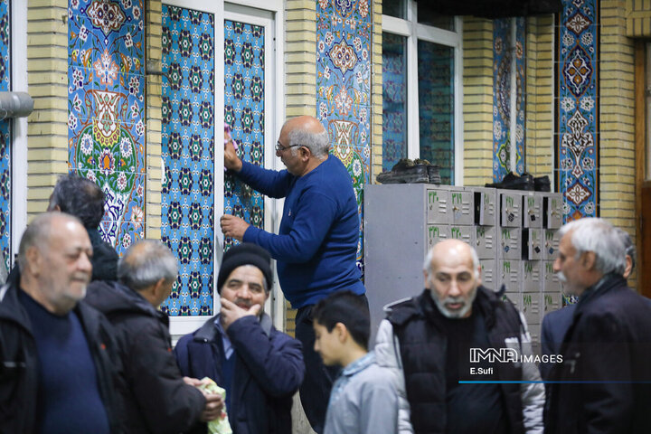 غبارروبی مساجد در آستانه ماه مبارک رمضان