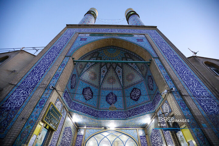 غبارروبی مساجد در آستانه ماه مبارک رمضان