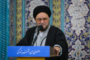 خشک‌شدن زاینده‌‍رود تهدیدی برای هویت اصفهان است