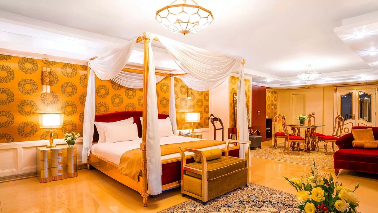 رزرو هتل اسپیناس؛ شروع سفری لوکس در میان جاذبه‌های فرهنگی تهران