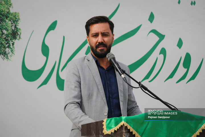 ویژه برنامه درختکاری «نهال ایثار»