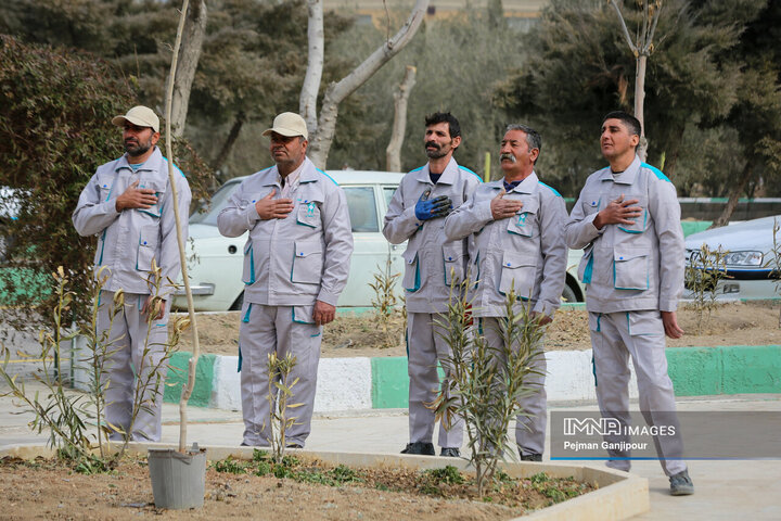 ویژه برنامه درختکاری «نهال ایثار»