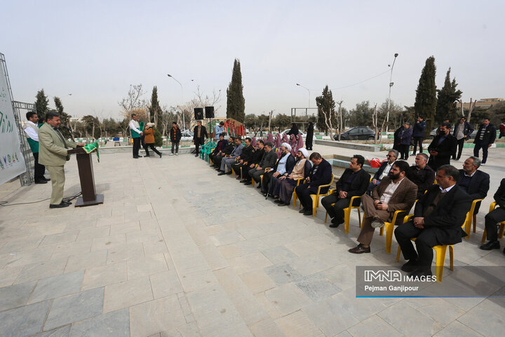 ویژه برنامه درختکاری «نهال ایثار»
