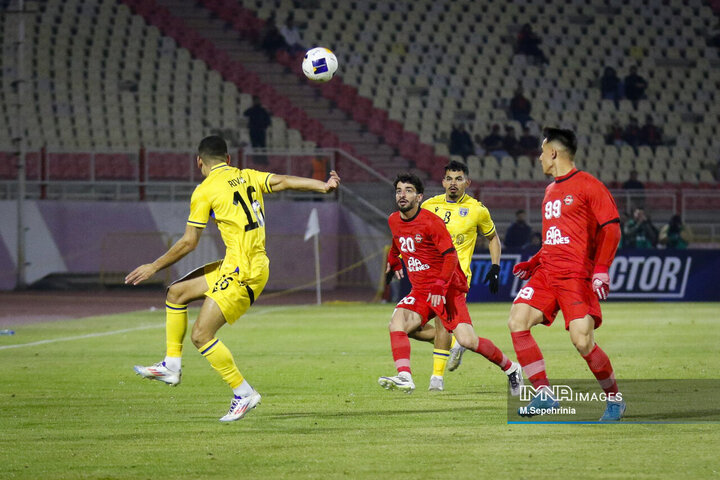 یک چهارم نهایی لیگ سطح دو آسیا؛ تراکتور - التعاون