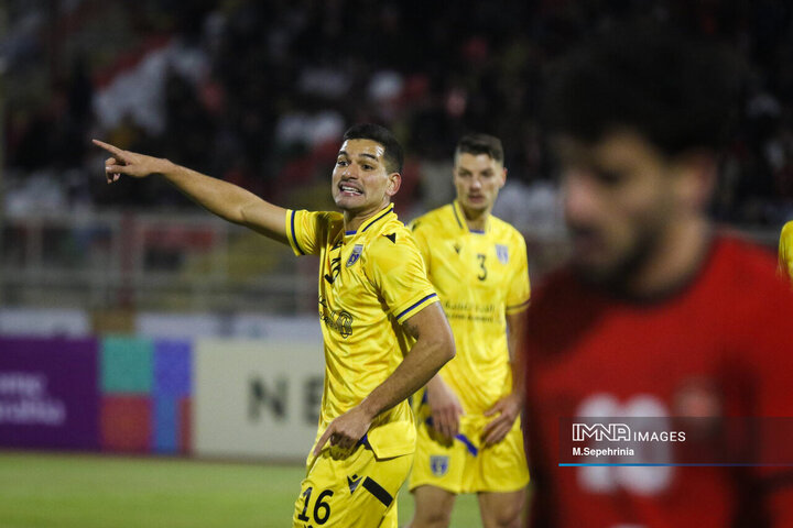 یک چهارم نهایی لیگ سطح دو آسیا؛ تراکتور - التعاون