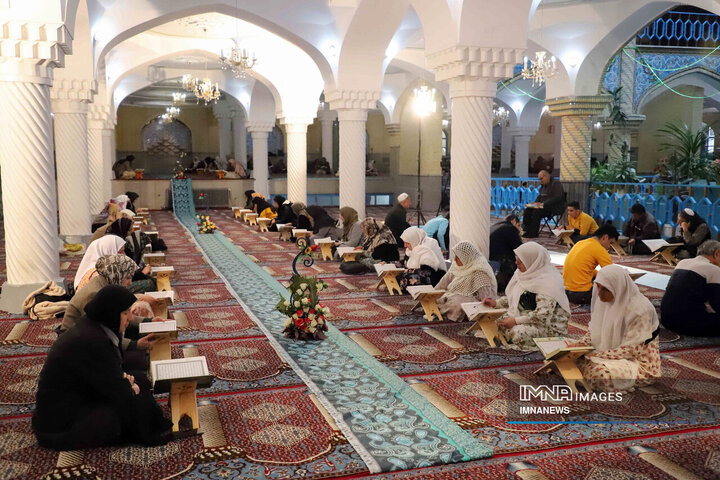برپایی جزءخوانی قرآن و سفره‌های افطاری در «قرار همدلی» مساجد کردستان